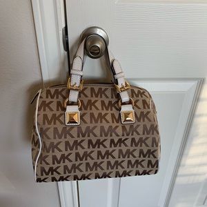 michael kors authentic purse
